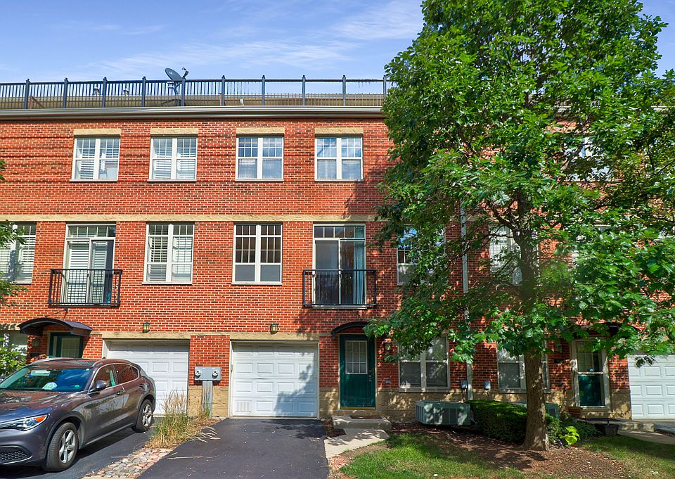 1st image of 3255 N Bay Ct #25