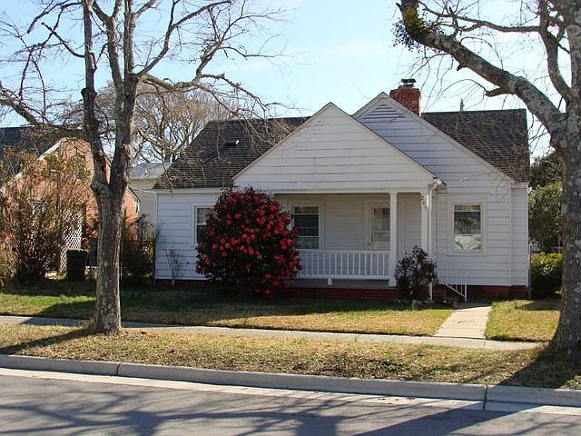 1st image of 205 S 17th St