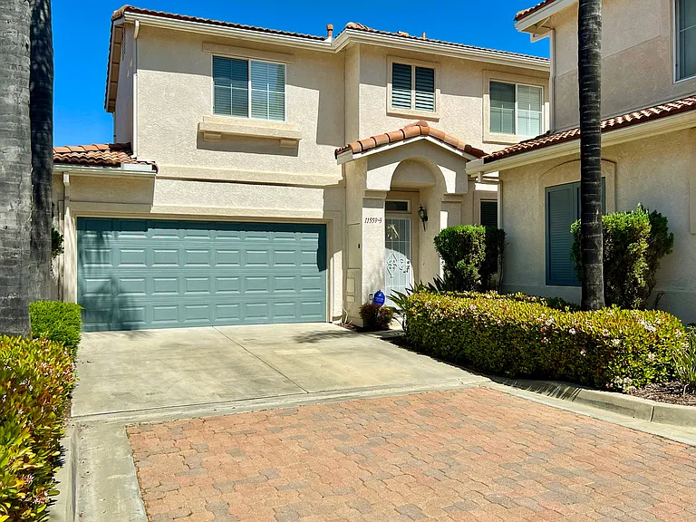 11559 Compass Point Dr N #3 — Photo 32