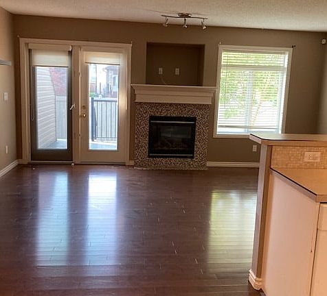3rd image of 9511 102nd Ave #47