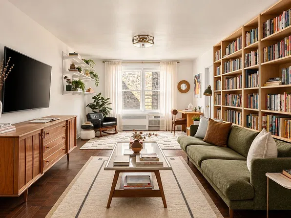 651 Vanderbilt St, Brooklyn, NY 11218