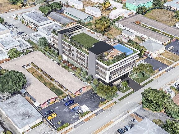 5th image of 2455 Polk St