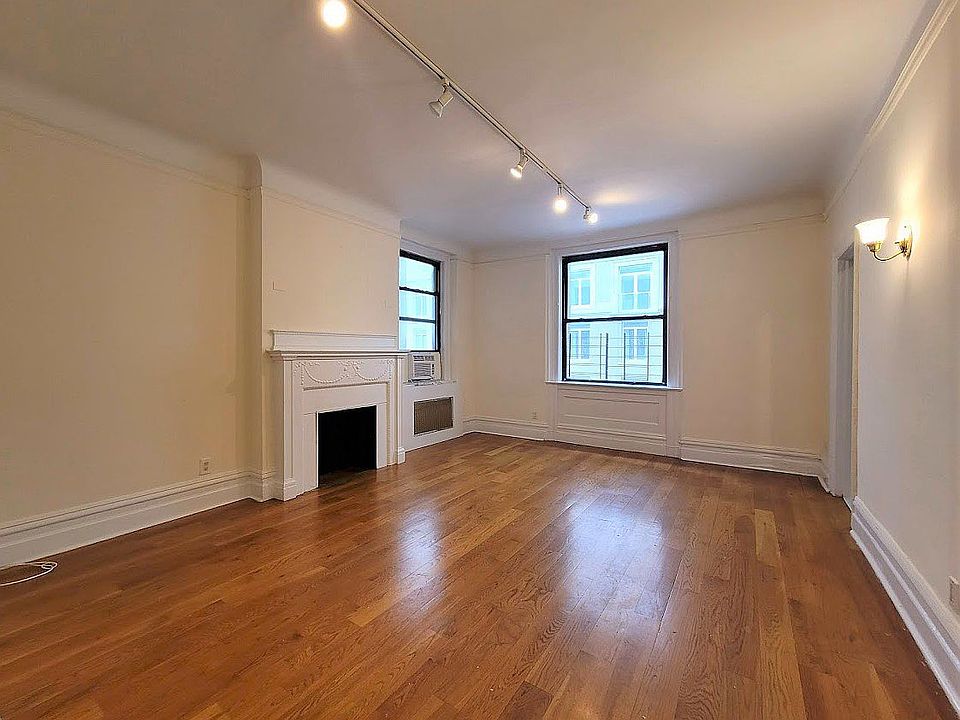 1st image of 265 W 81st St #8X