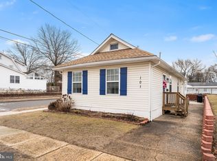 101 Washington Ave, Mount Ephraim, NJ 08059