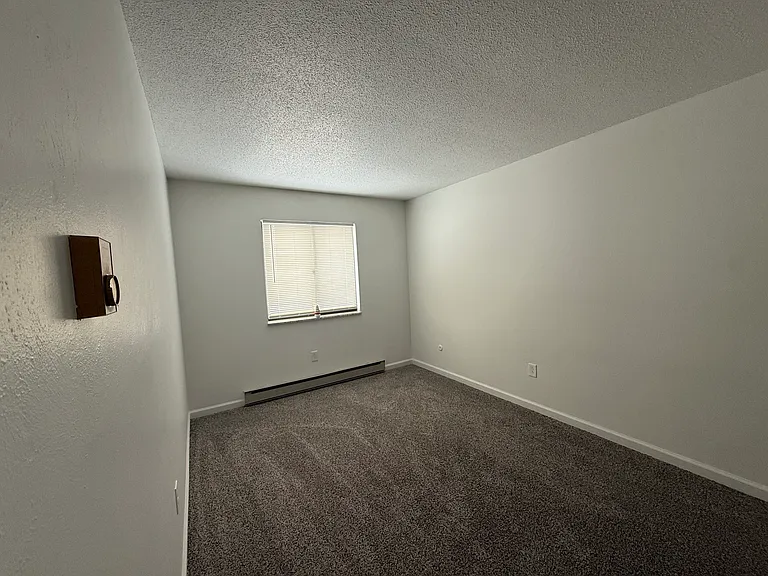 Mensah Apartments Toledo — Photo 2