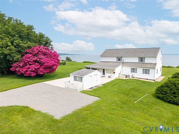 3rd image of 617 Sheepside Rd