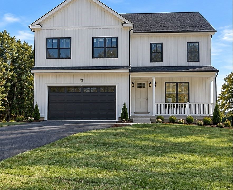 1st image of 4 Hayat Cir