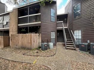 8655 Datapoint Dr APT 205, San Antonio, TX 78229