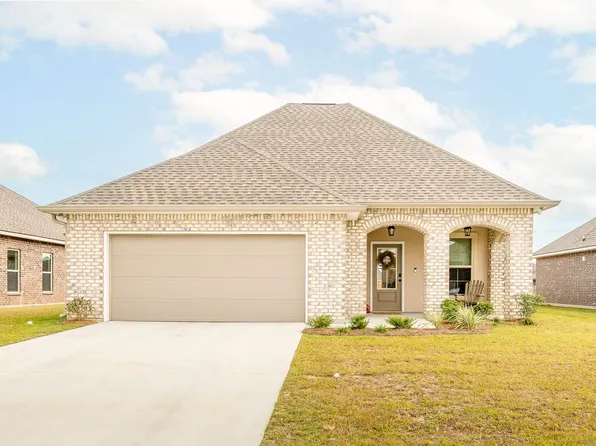 142 Villa Dr, Thibodaux, LA 70301