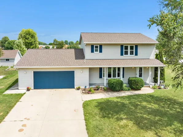 2032 Meadow Links Dr, New Franken, WI 54229