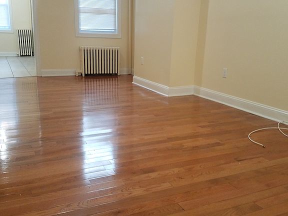 5th image of 737 Communipaw Ave APT 2R