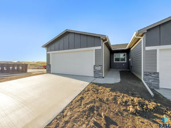 6521 E Steel St, Sioux Falls, SD 57110