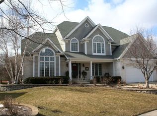 1116 Thackery Ln, Naperville, IL