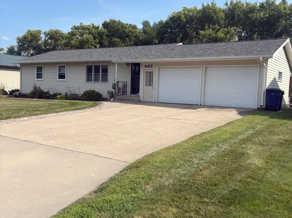 401 Elm St NE, Sleepy Eye, MN 56085