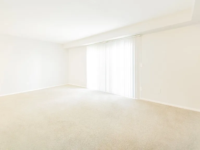 3501-3507 Hillsboro Ave N #3433-3525 — Photo 17