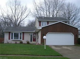 609 University Ave, Elyria, OH 44035