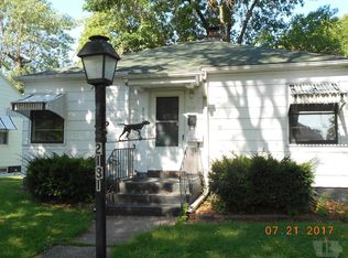2131 S 12th St, Burlington, IA 52601