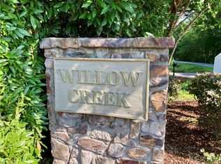 432 Big Tree Rd #9, High Pt, NC 27265