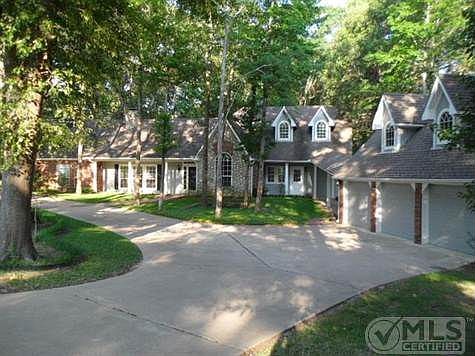 1st image of 1630 Leisure Ln