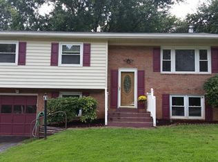 13244 Kurtz Rd, Woodbridge, VA 22193