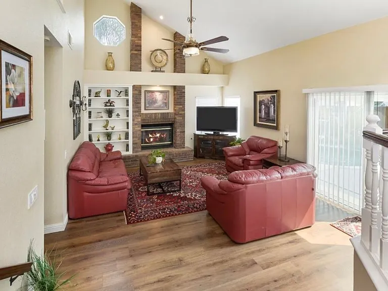 8216 Rockbury Way — Photo 22