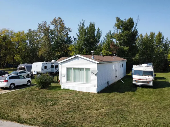 50th Ave #5002, Clyde, AB T0G 0P0