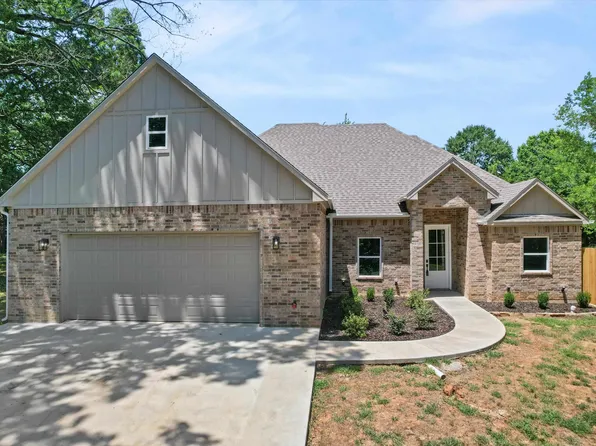 101 Jamaica Cir, White Oak, TX 75693