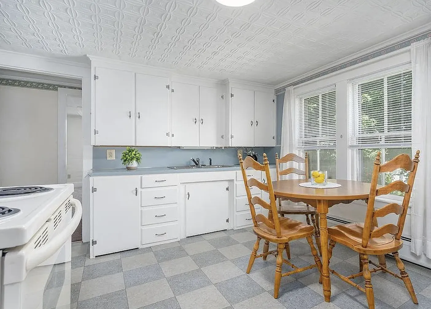 2 bed, $2,450 — Photo 3