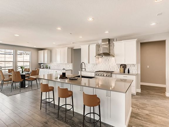 Stratton Kitchen Dining