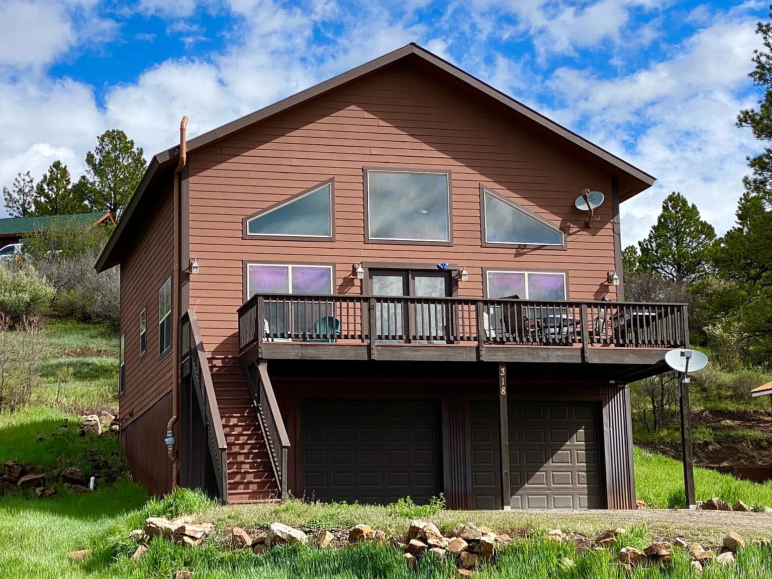 318 Saddle Cir — Photo 1