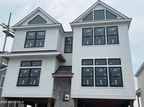 5 Cove Point Road, Toms River, NJ 08753
