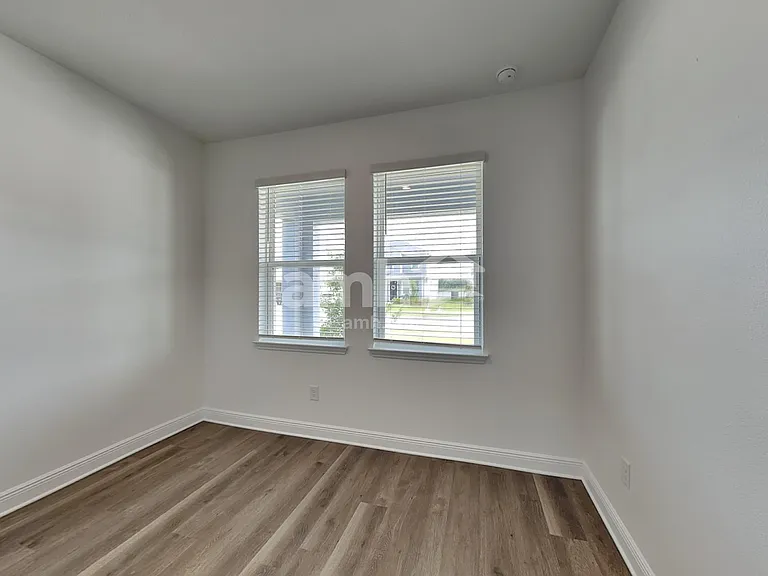 14526 Cedar Mill Dr — Photo 18