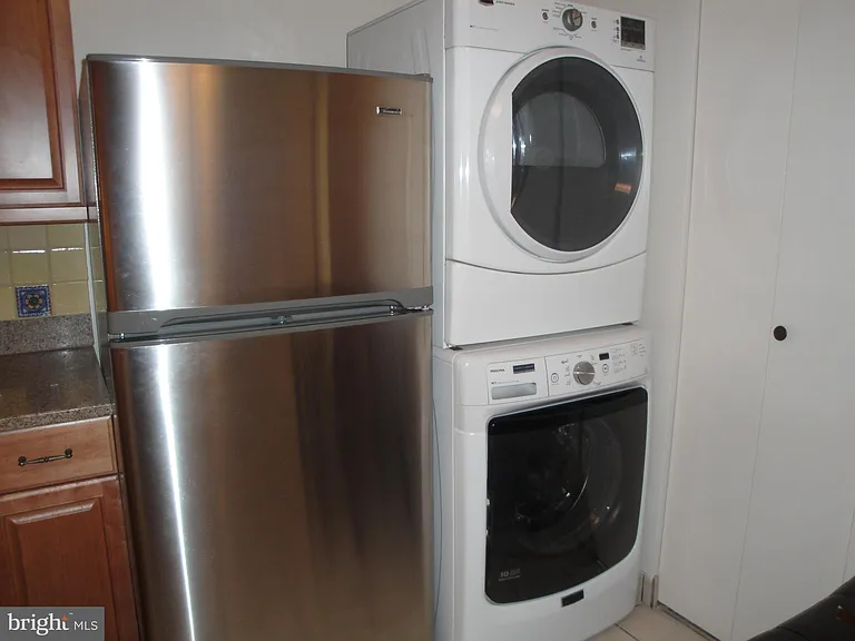 8370 Greensboro Dr #1019 — Photo 15