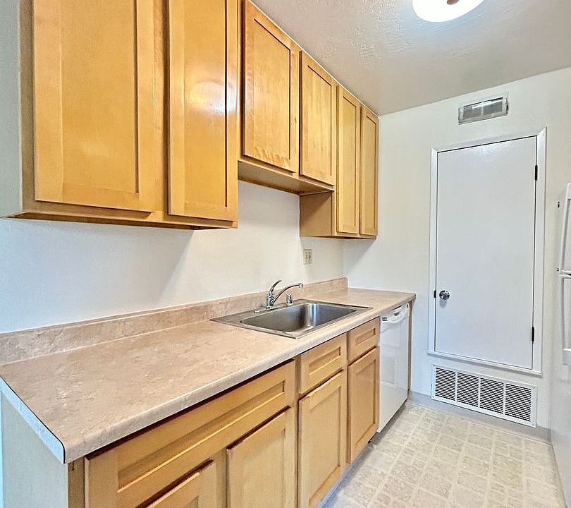 San Carlos Apartments 1400 San Carlos Ave San Carlos, CA Zillow