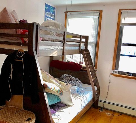 4th image of 105 Summit St Floor 3