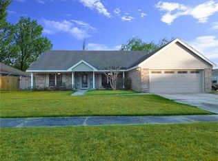 214 Goldenwood Dr, Slidell, LA 70461