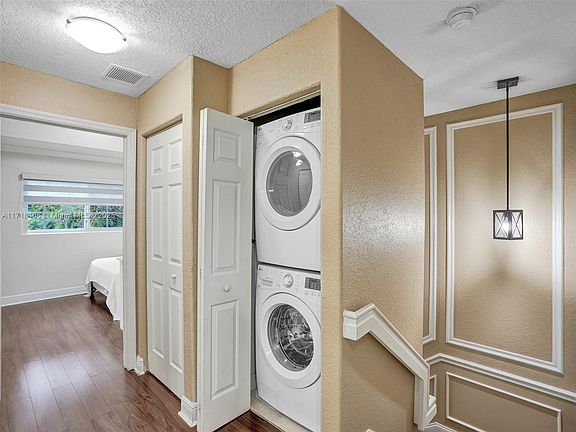 5th image of 1757 NW 94th Ave