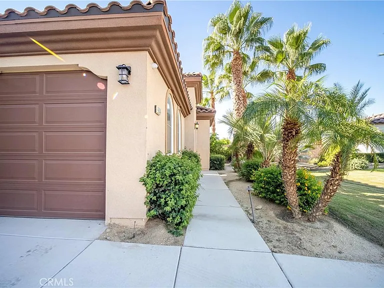 40834 Adriatico Ct — Photo 67