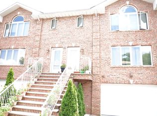 744 Mile Square Rd, Yonkers, NY 10704