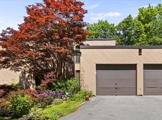 550 Phelps Rd, Honeoye Falls, NY 14472