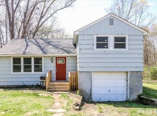 55 Park Ln E, New Milford, CT 06776
