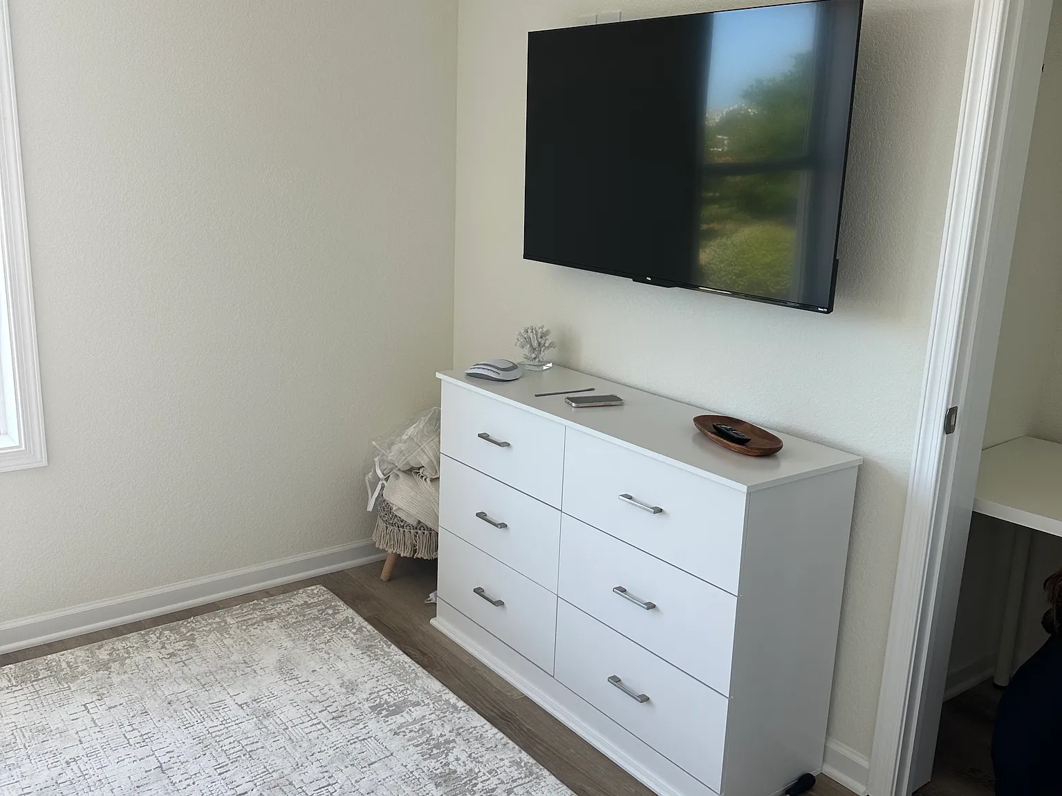 816 Caroline Ct — Photo 2
