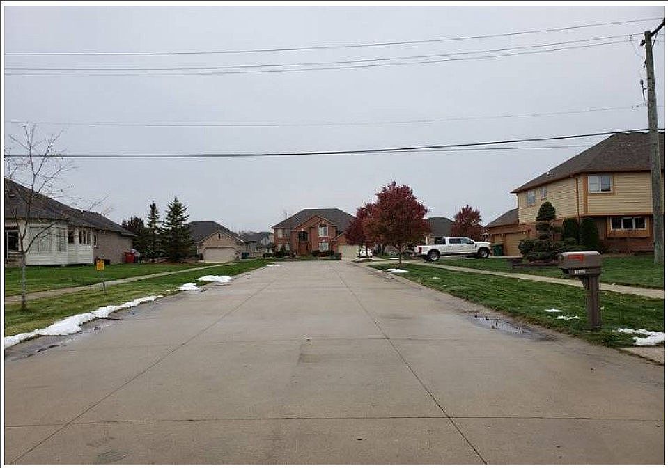 2nd image of 46536 Leanna Dr