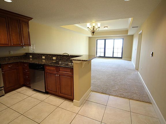 4th image of 1478 Riverplace Blvd APT 2004