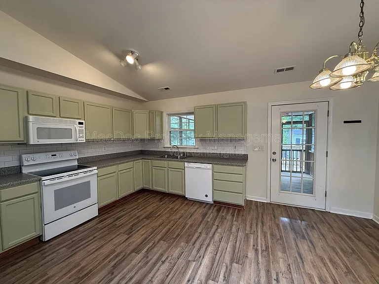 27140 Shannon Mill Dr — Photo 9
