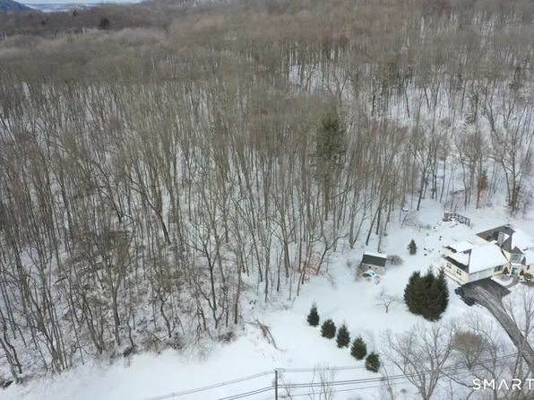 101 South Kent Road, New Milford, CT 06755