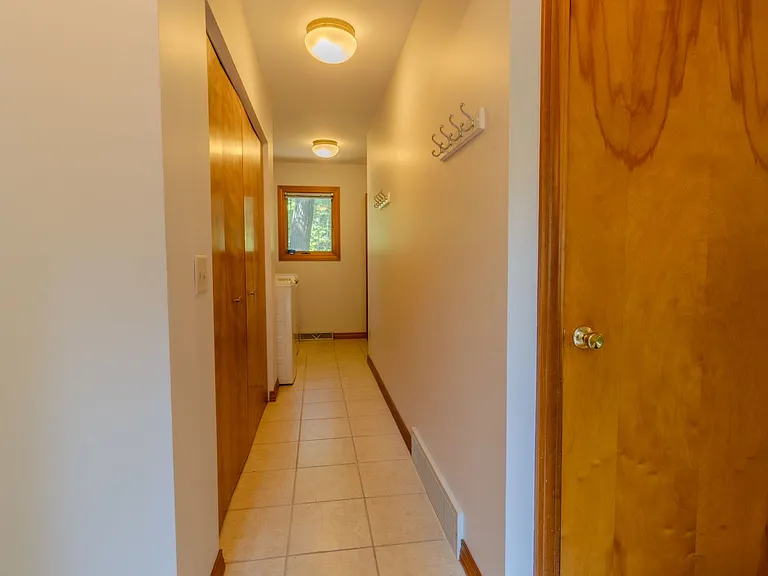 4015 Holiday North Ct — Photo 3