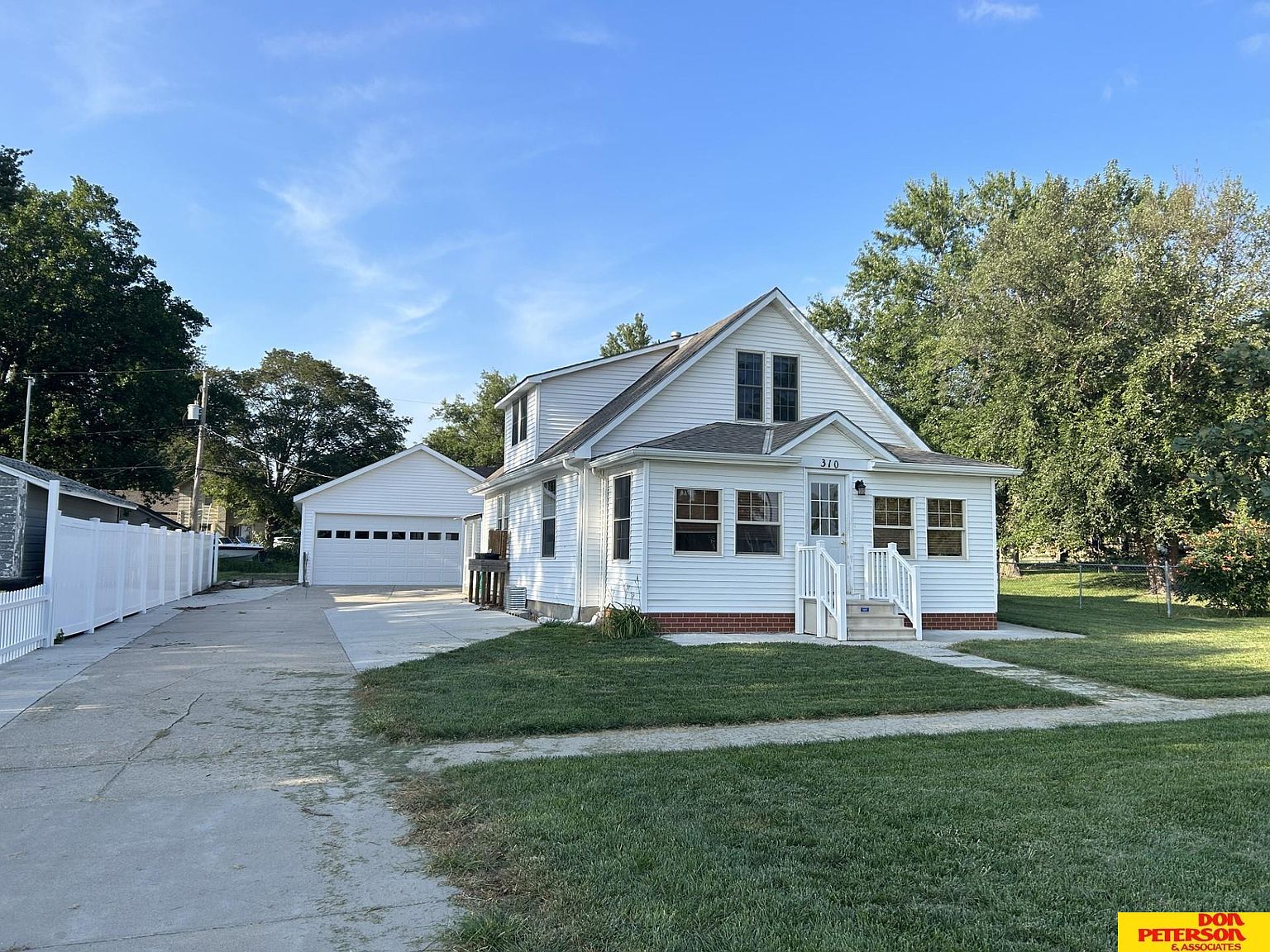 310 W Main St, Cedar Bluffs, NE 68015 MLS 22318533 Zillow