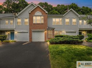 10 Pennsbury Way, East Brunswick, NJ 08816