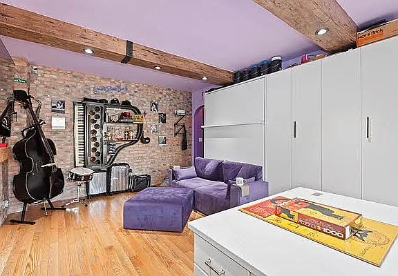 3rd image of 339 E 58th St APT 6G